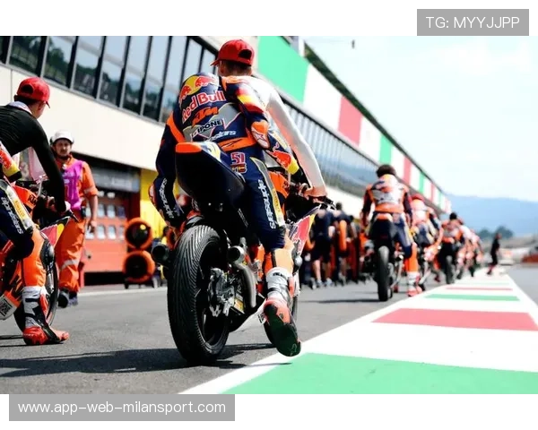 MotoGP车手提升弯前减速控制能力，过弯更平顺